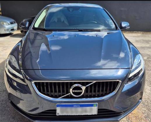 VOLVO V40 2.0 T4 MOMENTUM GASOLINA 4P AUTOMÁTICO